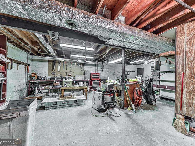 4445 Moon Station Lane NW