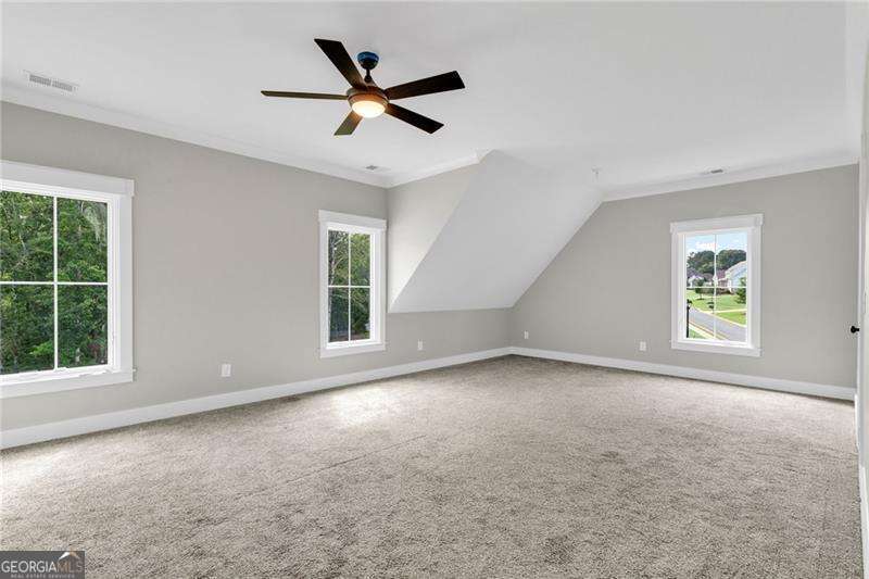 128 Creekview Lane
