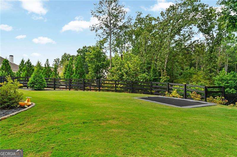 128 Creekview Lane