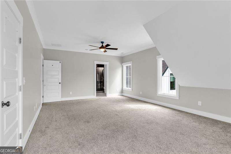 128 Creekview Lane