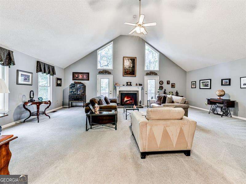 5855 Wills Lake Road, Cumming