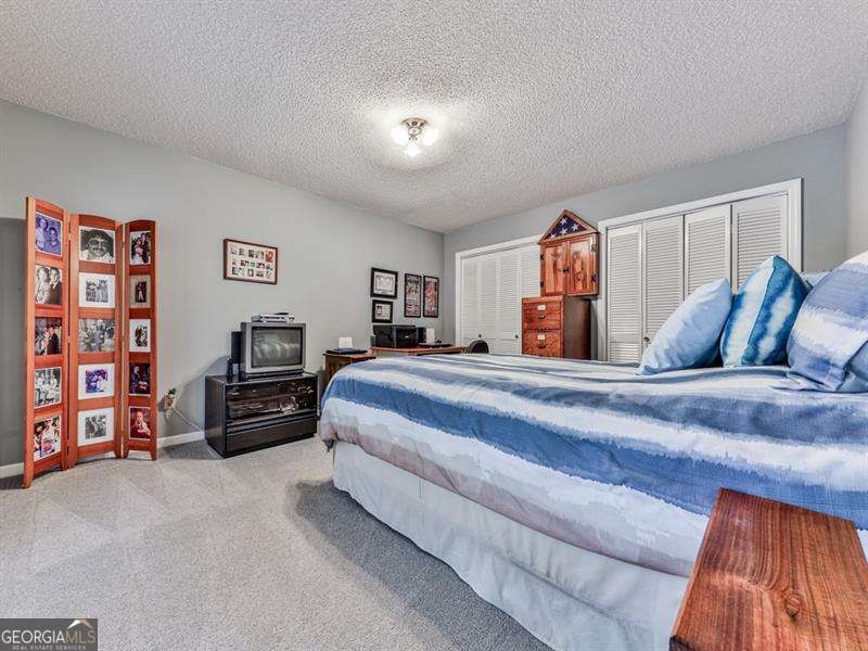 5855 Wills Lake Road, Cumming