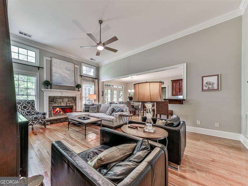 1076 Pinyan Lane, Canton