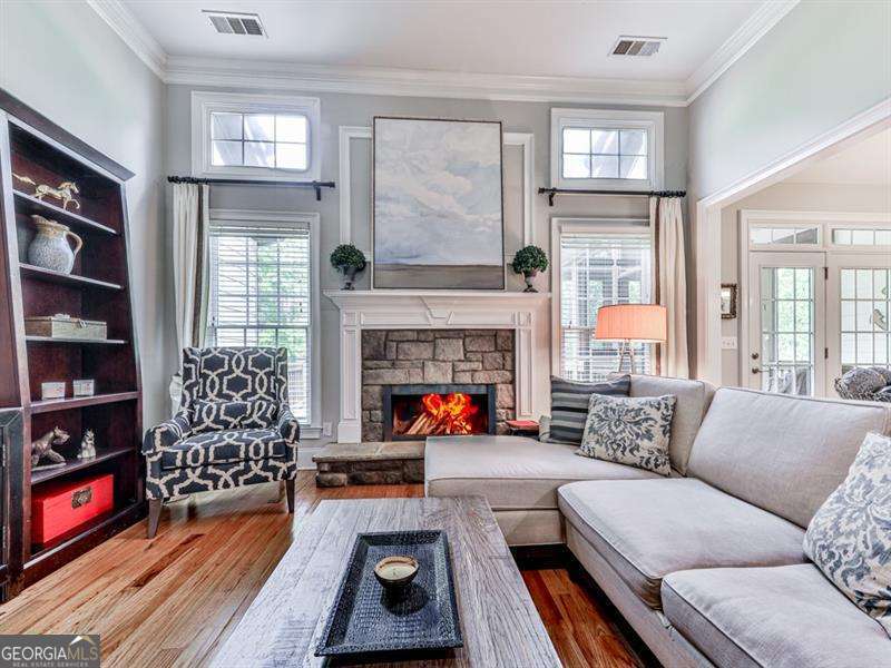 1076 Pinyan Lane, Canton