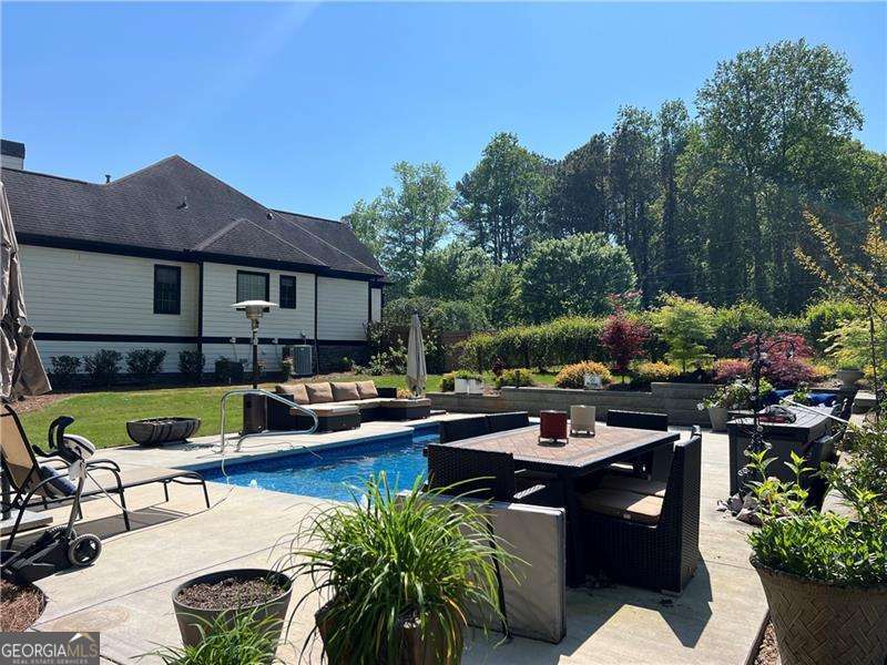 1076 Pinyan Lane, Canton