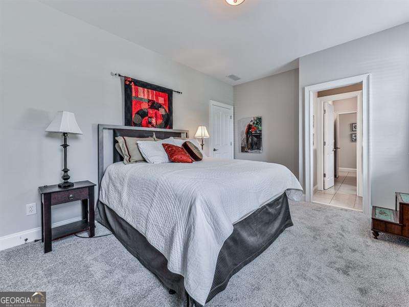 1076 Pinyan Lane, Canton