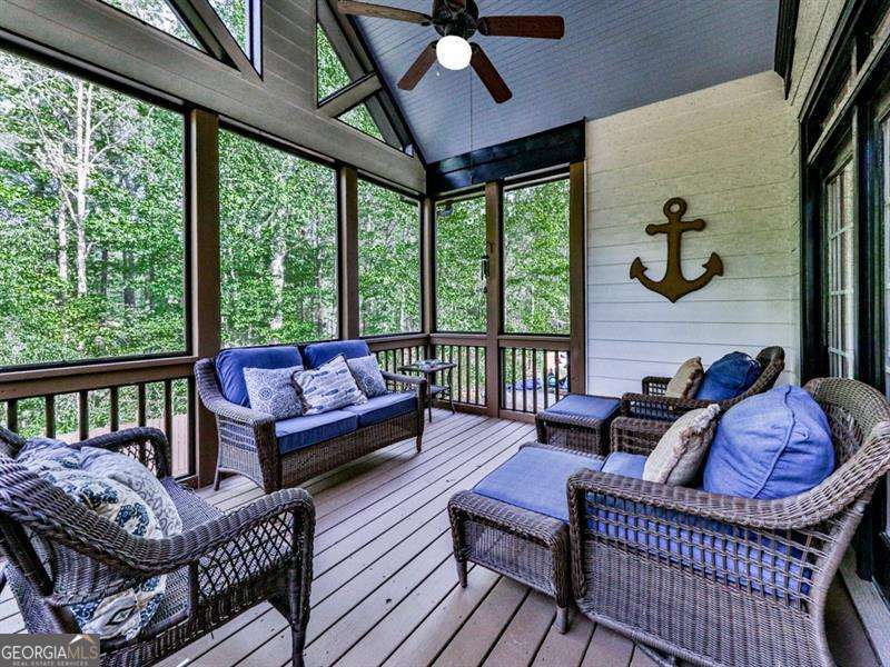 1076 Pinyan Lane, Canton