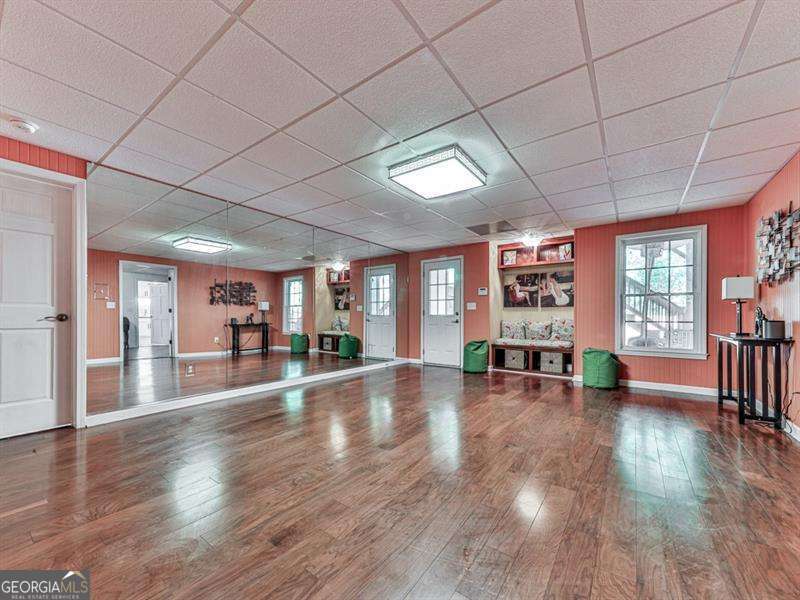 1076 Pinyan Lane, Canton