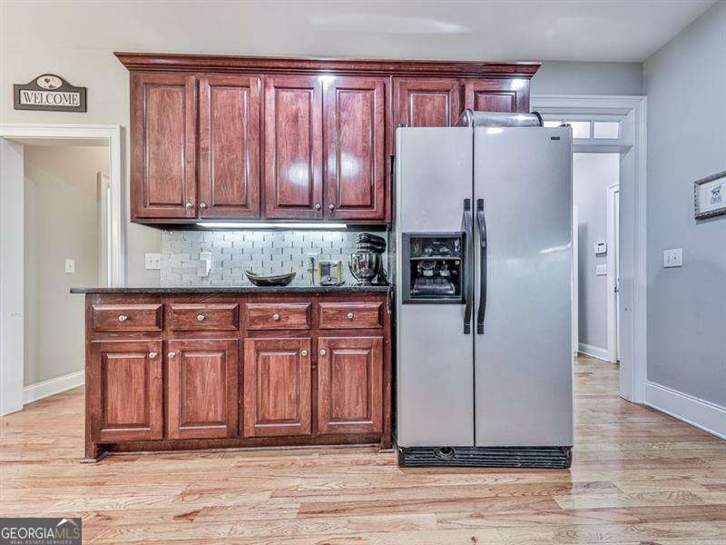 1076 Pinyan Lane, Canton