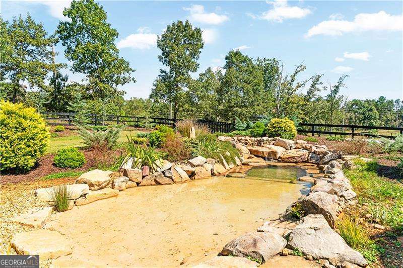 3547 Reavis Mountain Road