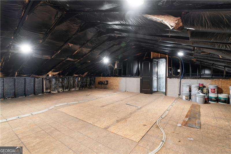 3547 Reavis Mountain Road