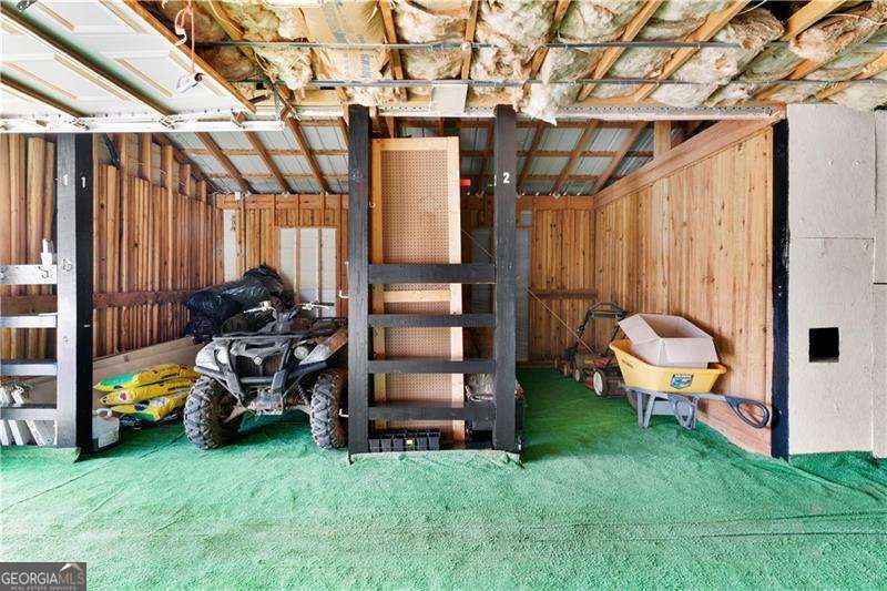 3547 Reavis Mountain Road