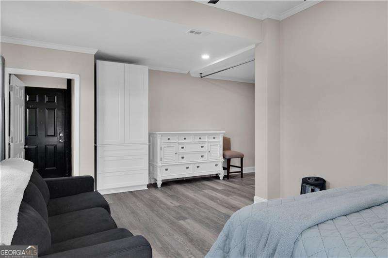 3547 Reavis Mountain Road