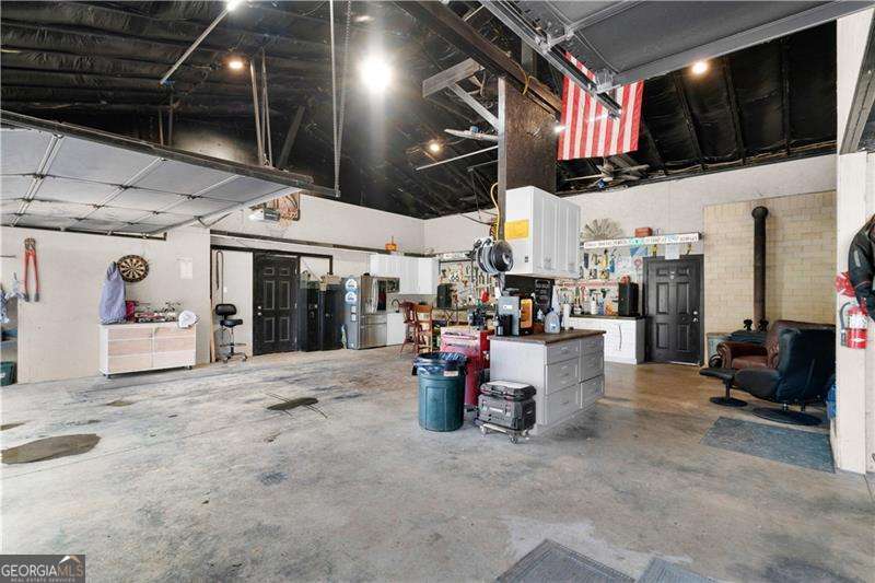 3547 Reavis Mountain Road