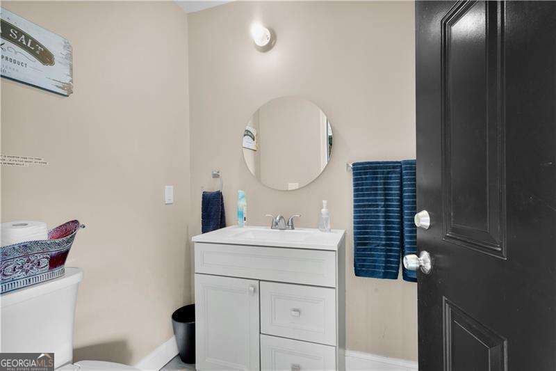 3547 Reavis Mountain Road