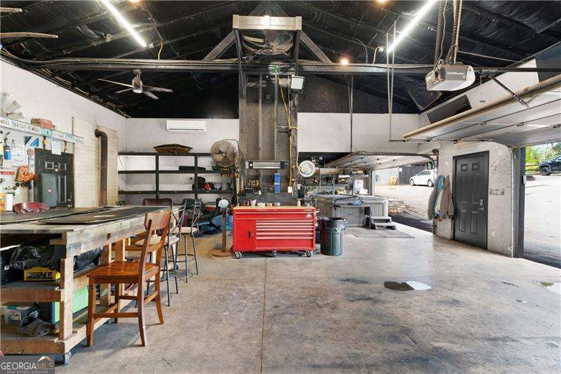 3547 Reavis Mountain Road