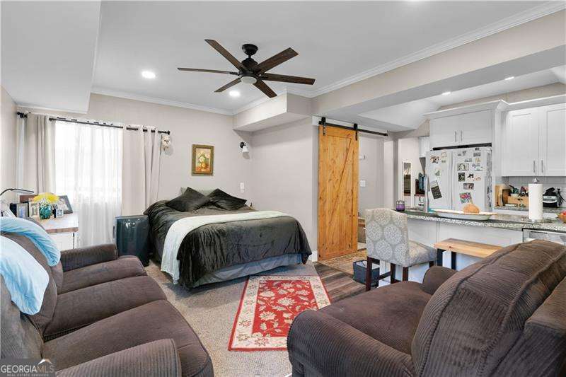 3547 Reavis Mountain Road