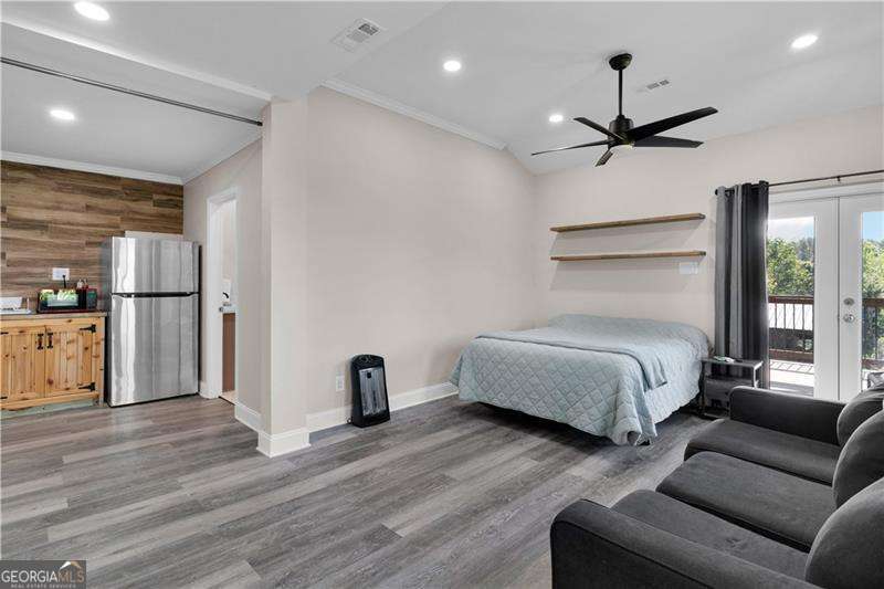 3547 Reavis Mountain Road