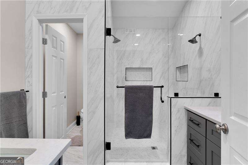 3547 Reavis Mountain Road