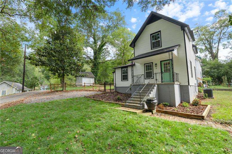 6 Hillside Avenue SE