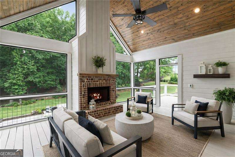 3511 Reavis Mountain #2 Road