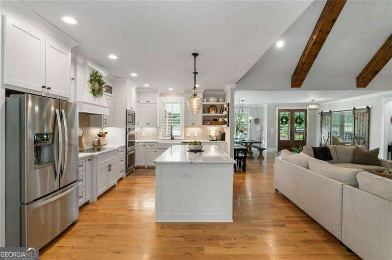 3511 Reavis Mountain #2 Road