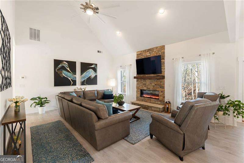 1010 Darby Ford Lane