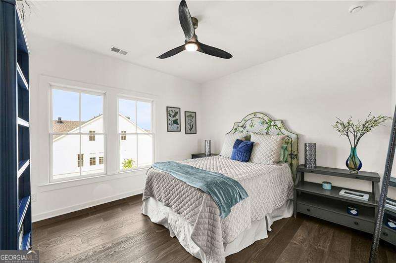 1025 Crossroad Trail