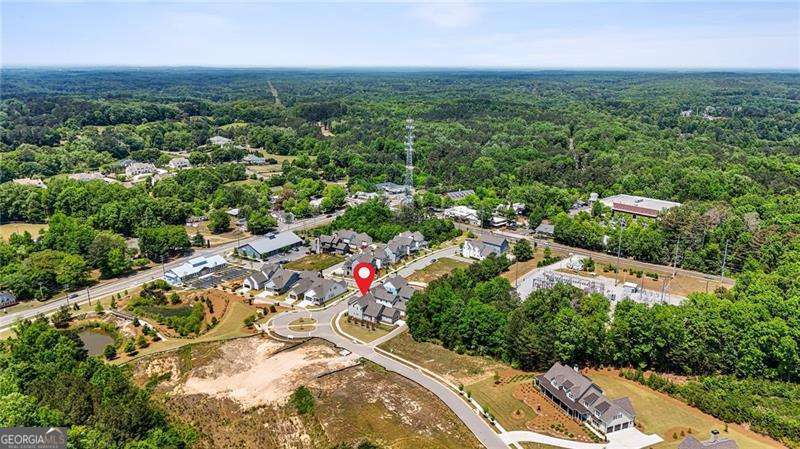 1025 Crossroad Trail