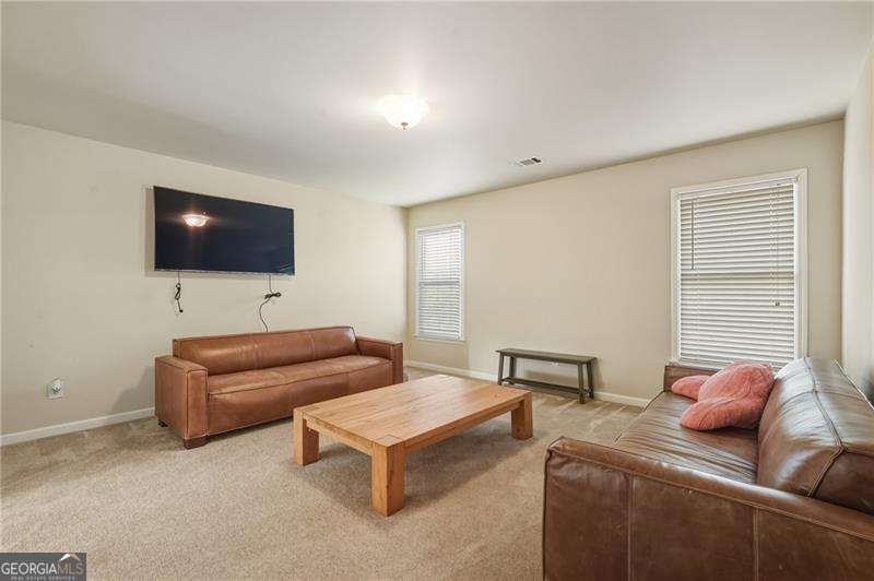 304 Grant Court