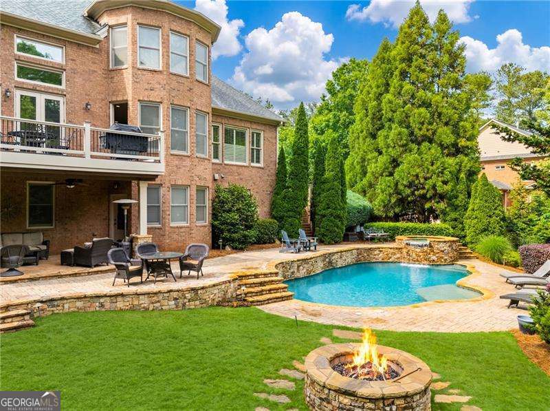 1032 Windsor Green Drive
