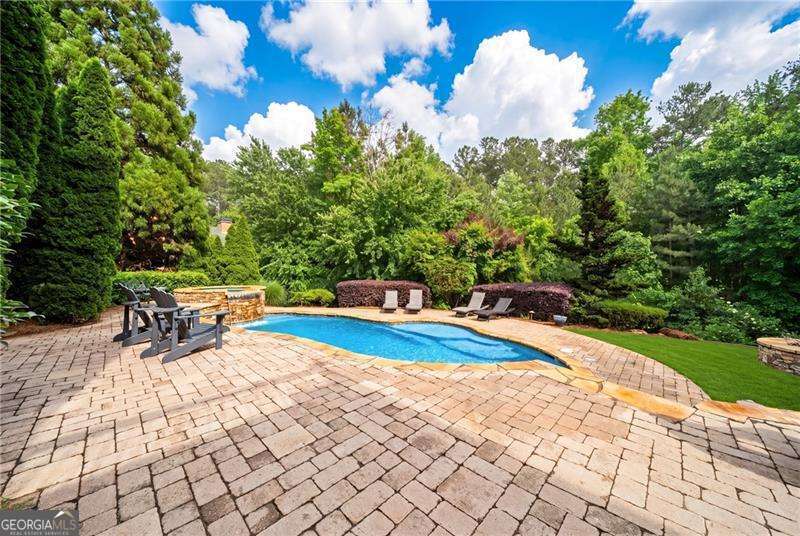 1032 Windsor Green Drive