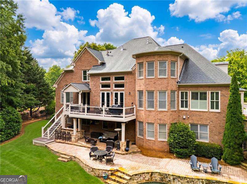 1032 Windsor Green Drive