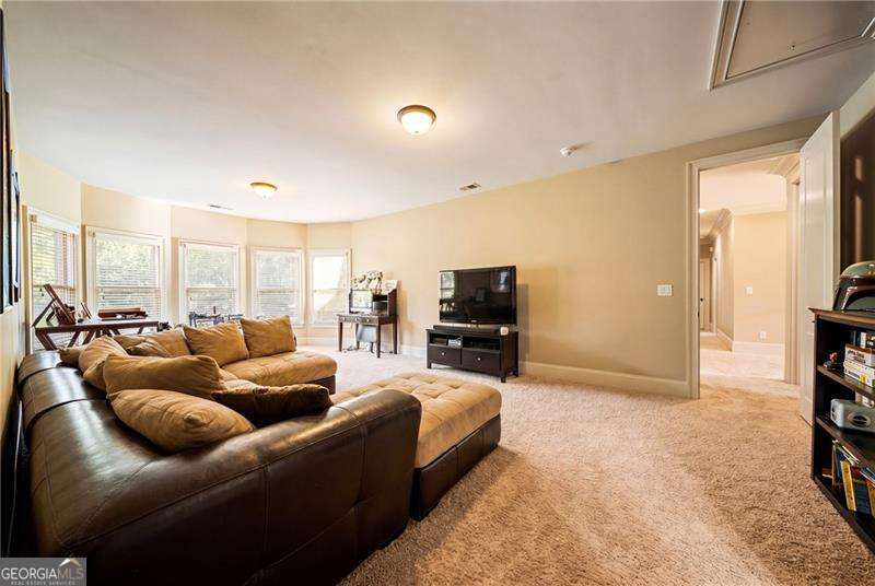 1032 Windsor Green Drive