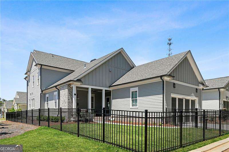 1025 Crossroad Trail