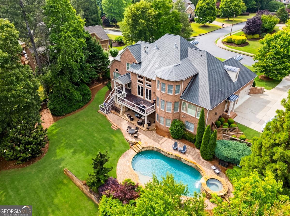 1032 Windsor Green Drive