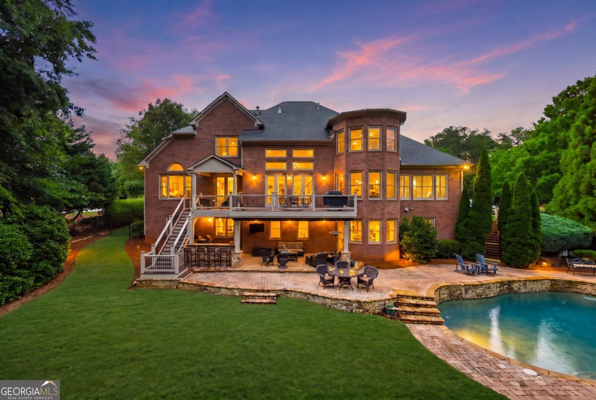 1032 Windsor Green Drive