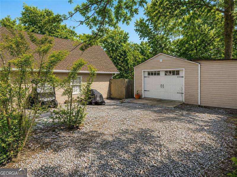 31 Fawn Lake Trail NE