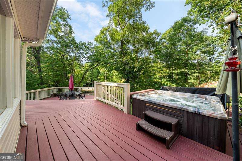 31 Fawn Lake Trail NE