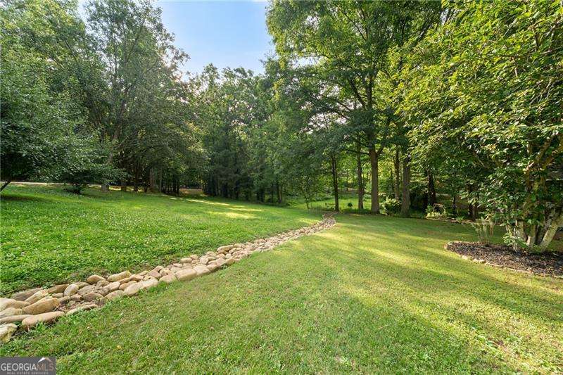 31 Fawn Lake Trail NE