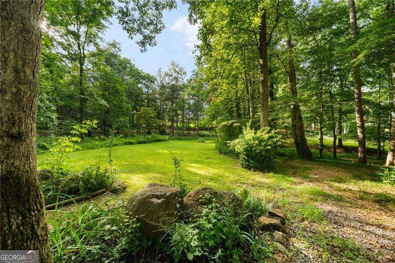 31 Fawn Lake Trail NE