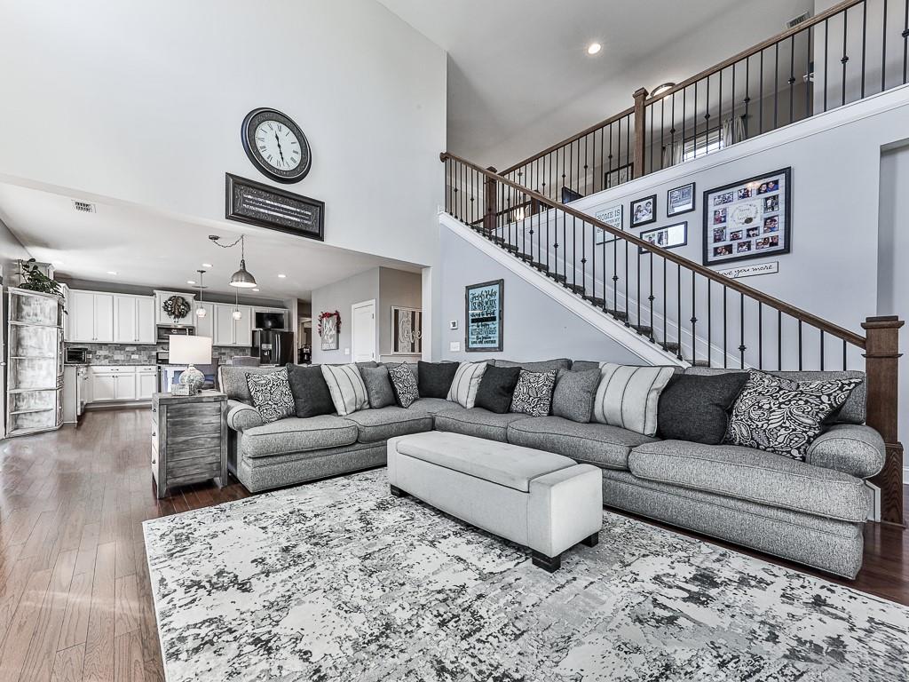 3008 Creekshire Court