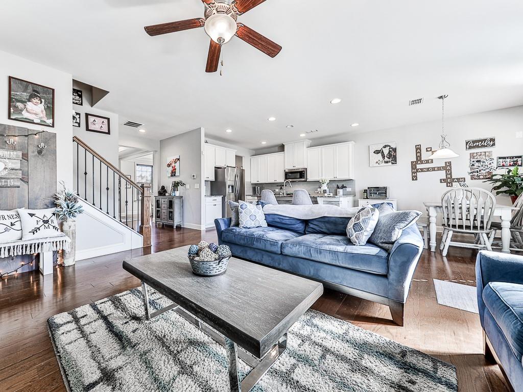 3004 Creekshire Court