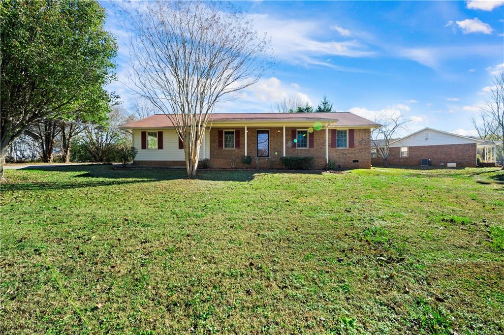 35 Carriage Trace SE