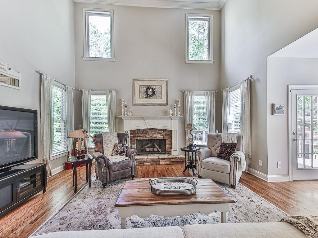 512 Huntington Drive