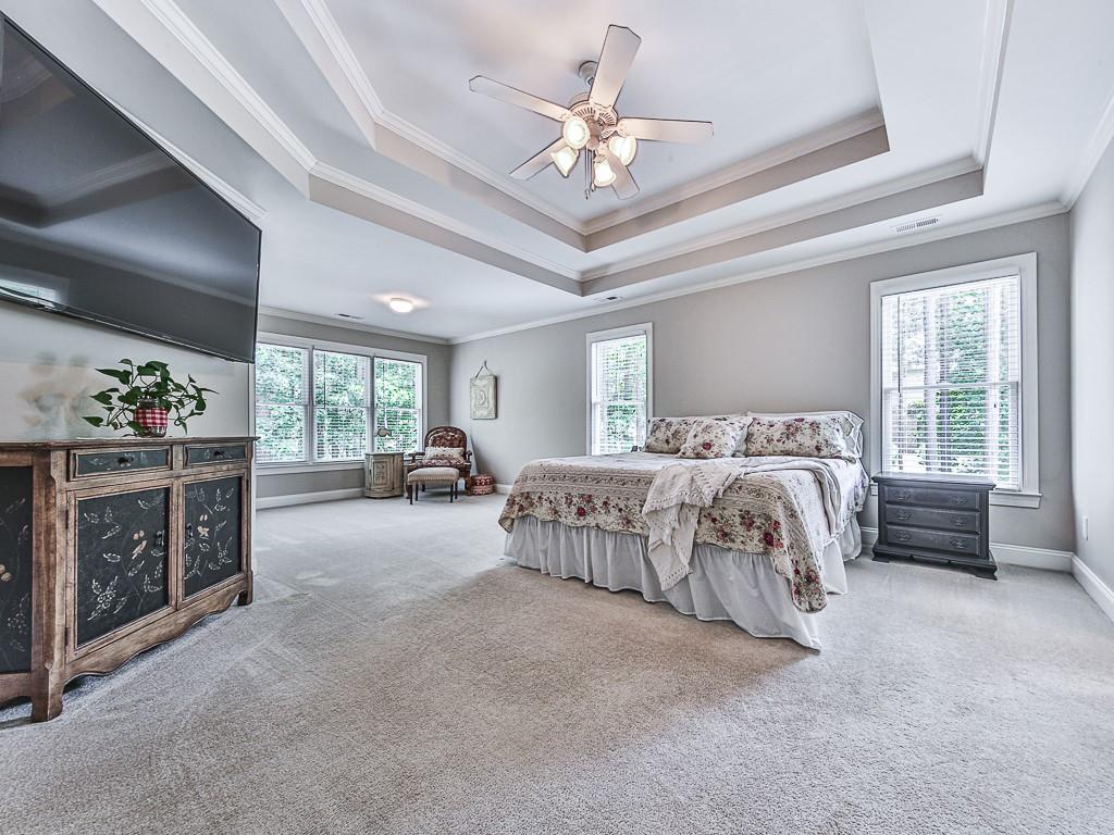 512 Huntington Drive