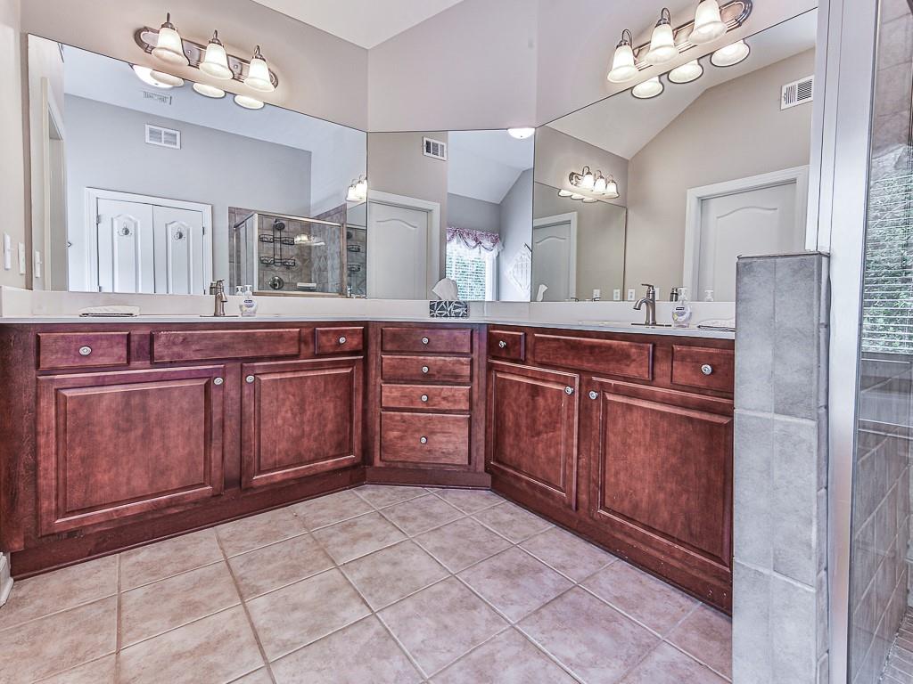 512 Huntington Drive