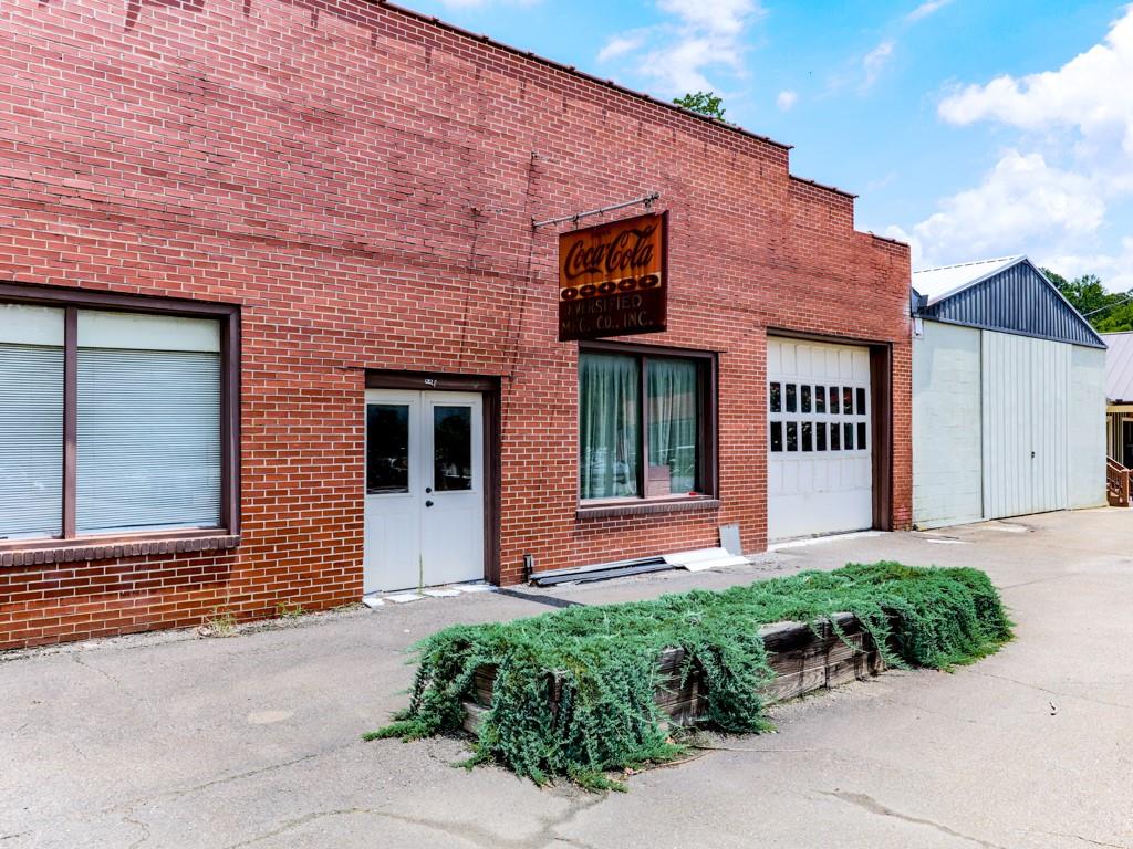 169 N Mountain Brooke Drive