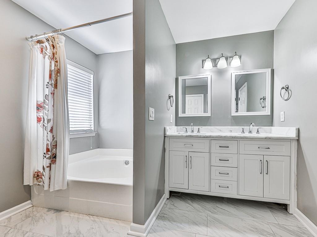 307 Turtle Pointe Drive