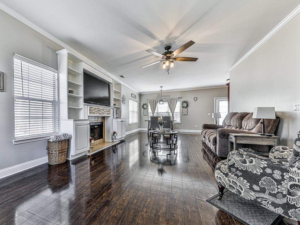 307 Turtle Pointe Drive